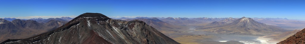 In this zoomed panorama, on the far right hand side you can see Licancabur, San Pedro de Atacama's signature mountain, as well as Aguas Calientes and Lascar. 